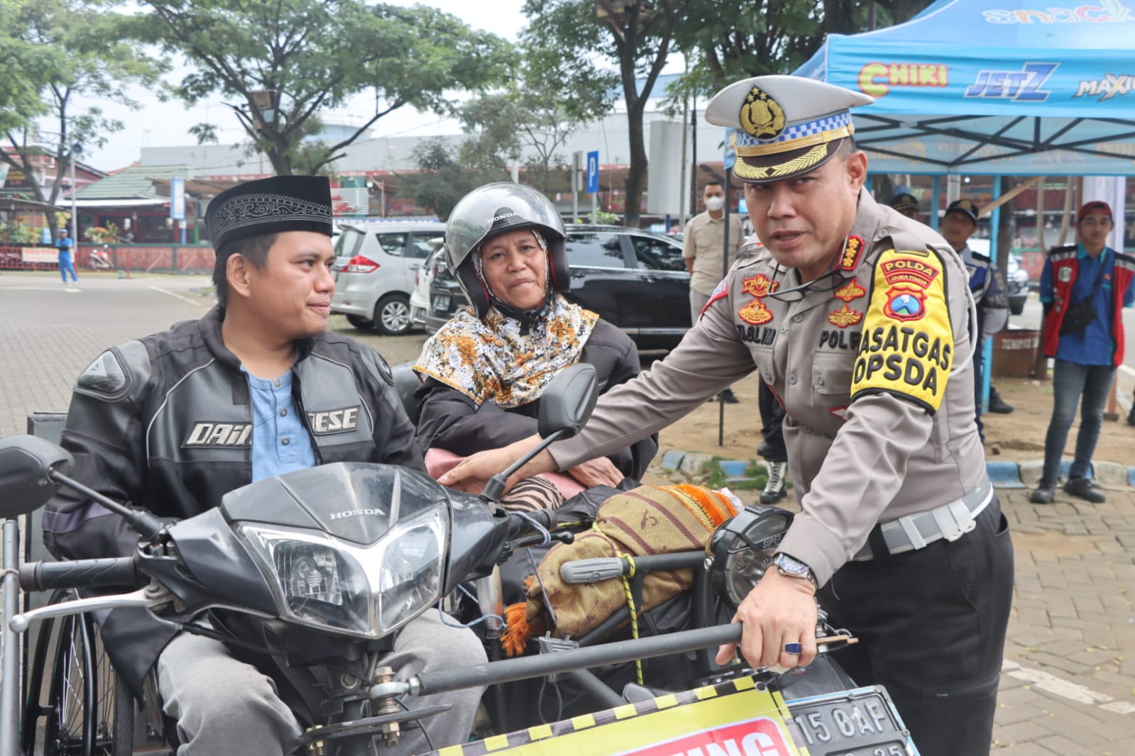 Penyandang Disabilitas Terima Tali Asih di Posyan Polres Pasuruan