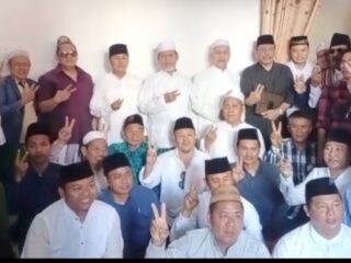 H.Khairul Umam ( H. Her) Suport Perjuangan AKROMY Jatim Untuk Menangkan Khofifah Emil Dipilgub Jatim2024