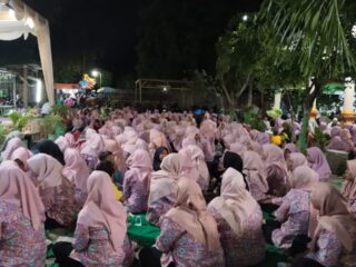 Meski Tak Dihadiri Aparatur Negara, Antusiasme Jamaah dalam Acara Buk Gebluk di Rembang Tetap Tinggi