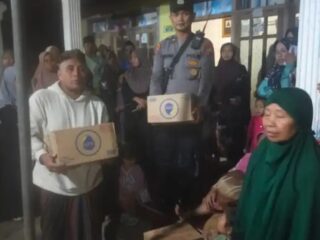 Doa dan Isak Tangis Iringi Kepulangan Santri Al Khozini Asal Pasuruan